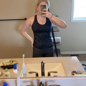 Black athleta tank top